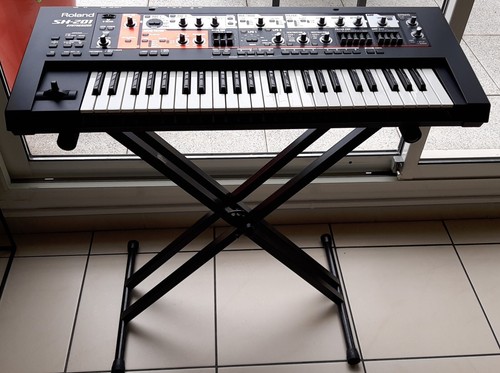 Synthétiseur roland 201 - synthétiseur, sh